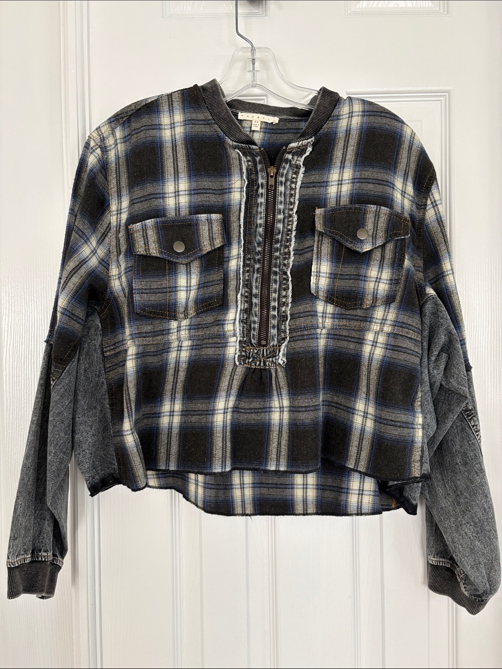 Promesa Blue and Black Plaid Denim Flannel Cropped Long sleeve Womens Size XS
